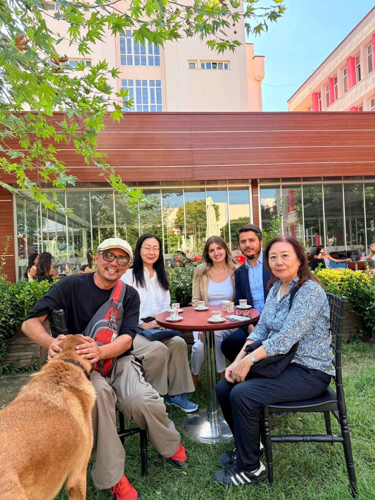 Doç. Dr. Metin MENEKŞE Japon Devlet kanalı NHK TV adına Small Hope Productions Inc adlı yapım şirketinin çektiği “Yuriko Ishida meets The World Cats and Dogs in her journey” adlı belgesel filminde yer aldı.